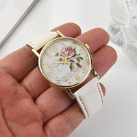 Jam Tangan Wanita Rose Quartz Baru Populer Grosir, Tali Akrilik, Modis, Stok Produsen, Jam Tangan Alloy untuk Wanita OEM/ODM