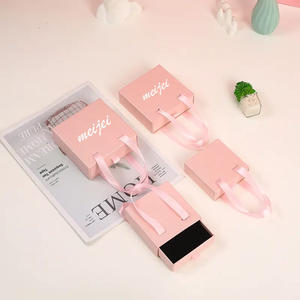 תיבת תכשיטים מקסימה בהתאמה אישית עם תיבת אריזת מתנה עם ידית אריזת תכשיטים לוגו משלך - Product Image 6