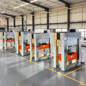 Prensa Hidráulica SuperTech YLK27 de 315 Toneladas, Certificada por la CE, Máquina de Estampado de Metal para Paneles de Puertas de Automóviles, Presupuesto Gratuito - Product Image 1