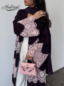 Hafizah Siyah Açık Abaya Pembe Çiçekli Dantel Aplike Süslemeli Tesettür Maksi Kimono Müslüman Kadınlar Dubai Zarif İslami Elbise - Product Image 1