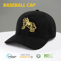 Casquette de baseball sportive noire à 5 panneaux en daim avec logo brodé 3D personnalisé, patch métallique cheval et visière rouge