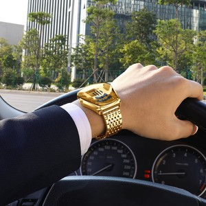 BINBOND 01 <span class=keywords><strong>Orologio</strong></span> da Polso da <span class=keywords><strong>Uomo</strong></span> di Lusso Casual con <span class=keywords><strong>Touch</strong></span> Screen, Stile Moto e Auto, in Acciaio Inossidabile Dorato per Affari - Product Image 2