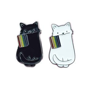 Lindo Broche de Aleación con <span class=keywords><strong>Gato</strong></span> Blanco y Negro y Colgante de Bandera Arcoíris, Accesorio Personalizado, Insignia Decorativa de Dibujos Animados - Product Image 5