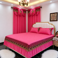 Ensemble de literie de luxe matelassé et brodé 5 pièces avec jupe de lit et rideaux à passe-tringle assortis, taille King, pour la décoration de chambre