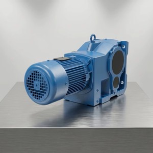 Réducteur de vitesse hélicoïdal à arbre creux à clavette avec bras de couple - Product Image 1