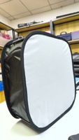 Lumière d'appoint LED portable carrée en plastique de 41 cm avec bordure rouge/noire pour la photographie de portrait en studio