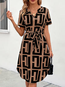 Robe à carreaux à manches courtes, style européen et américain, légère et mature, pour les vacances d'été, petite robe évasée avec ceinture - Product Image 5