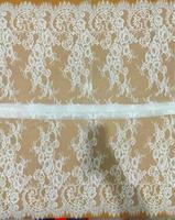 Lebar 150 cm warna putih dan hitam nilon rajutan besar rumbai rumbai lubang renda