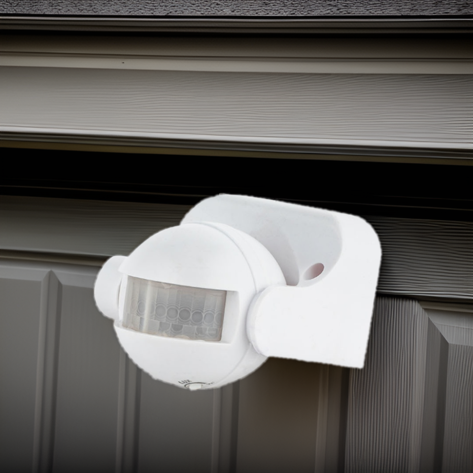 Outdoor IP44 PIR Motion Sensor with 180° Induction Angle