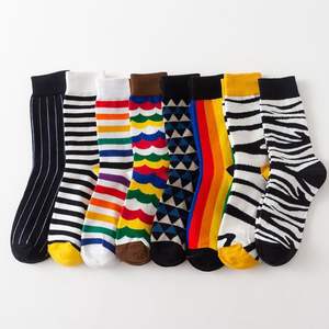 Chaussettes <span class=keywords><strong>mi</strong></span>-mollet en coton jacquard colorées à rayures, motif tendance, pour la vente en gros - Product Image 1