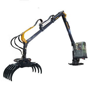 Stationaire hydraulische houtgreep met cabine voor bosbouwmachines, houtkraan en houtmanipulator - Product Image 1