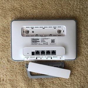 Router Wireless CPE 4G LTE Cat 7 300Mbps <span class=keywords><strong>Huawei</strong></span> B535 B535s-232 Sbloccato, Supporta B1/B3/B7/B8/B20/B28/B32/B38 - Product Image 4