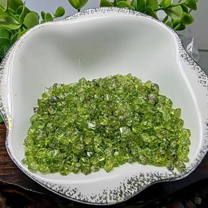 Piedras de Peridoto Naturales de Alta Calidad, Grava de Cristal, Piedras Curativas, Gema Semipreciosa de Olivino, Decoración para el Hogar - Product Image 4
