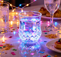Gobelets lumineux à LED activés par le liquide, gobelets clignotants, gobelets lumineux en forme d'ananas, gobelets à bière, accessoires pour bar, KTV, mariage, fête, club, vacances