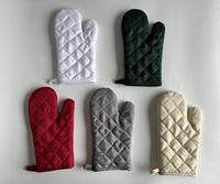 Design personnalisé de mitaines de four en polyester épaississant résistant à la chaleur avec doublure en coton respirant Cuisson et gril allant au micro-ondes