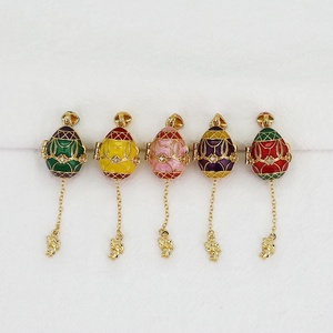 SHINNYGIFTS Pendentif ouvrable vintage en émail sur base de cuivre, médaillon <span class=keywords><strong>œuf</strong></span> <span class=keywords><strong>russe</strong></span>, bijou pour mariage, fête, anniversaire - Product Image 2