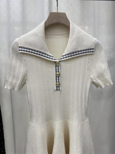 Robe courte en tricot décontractée à col rabattu et manches courtes de style français pour femmes, été 2026 - Product Image 5