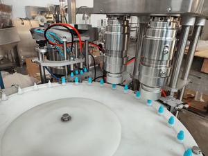 Machine à bloc mono de bouchage de <span class=keywords><strong>remplissage</strong></span> à petite échelle 1ml 5ml 8ml 10ml Gouttes pour les yeux Colle Sérum Crème pour les yeux Pompe péristaltique Machine d'embouteillage - Product Image 2