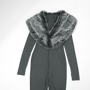 <span class=keywords><strong>Combinaison</strong></span> intégrale <span class=keywords><strong>Catwoman</strong></span> à manches longues, style Y2K Revival Hiver 2025, en fourrure, avec pieds à étriers et boucle pour les doigts - Product Image 6