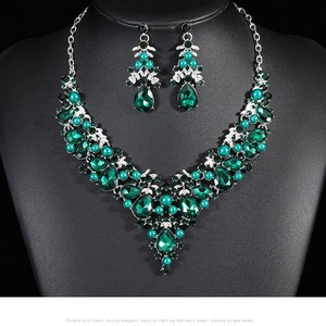 <span class=keywords><strong>2022</strong></span> nuevo collar traje de mujer de dos piezas de aleación elegante vestido de novia - Product Image 2