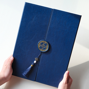 Nhà máy tùy chỉnh Faux Leather giấy chứng nhận chủ mềm PU nổi da giấy chứng nhận A4 giấy thư mục Bìa danh dự chứng chỉ - Product Image 1