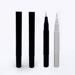 Stylo applicateur vide personnalisé 3ml 5ml pour vernis à ongles ou huile à cuticules, noir, avec pinceau - Product Image 1