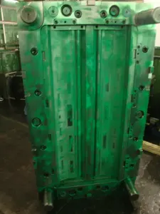 Industrial Plastic Injection Mold 10 Tons Large Mold Hot Runner Mold