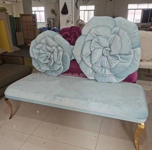 Causeuse de mariage blanche de luxe nouveauté canapé en acier inoxydable forme de coeur doré contemporain pour hôtels villas mariée marié - Product Image 3