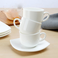Ensemble tasse et soucoupe à café latte grande capacité, style nordique minimaliste, élégant pour le thé de l'après-midi, idéal pour la décoration de la maison ou du café