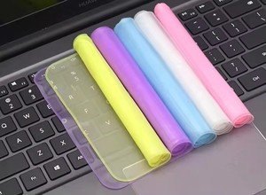 Protecteur <span class=keywords><strong>universel</strong></span> de <span class=keywords><strong>clavier</strong></span> d'ordinateur portable 12-17 pouces Film protecteur de <span class=keywords><strong>clavier</strong></span> d'ordinateur portable en <span class=keywords><strong>silicone</strong></span> étanche à la poussière - Product Image 2