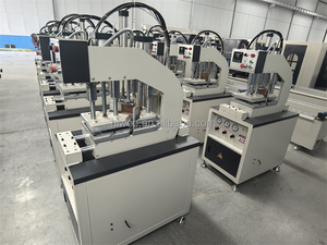 2025 New giá rẻ <span class=keywords><strong>uPVC</strong></span> cửa sổ đầu duy nhất Máy hàn cho PVC <span class=keywords><strong>uPVC</strong></span> - Product Image 2