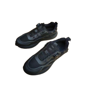 รองเท้าฝึกซ้อมแบบหัวเข็มขัดอัตโนมัติสำหรับผู้ชาย ระบายอากาศได้ดี น้ำหนักเบา เหมาะสำหรับกีฬากลางแจ้ง พื้นรองเท้าทำจากยาง สวมใส่สบาย ไม่ต้องผูกเชือก - Product Image 4