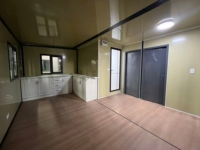 Maison conteneur préfabriquée extensible en acier de 20 pieds et 40 pieds avec 2 chambres et salle de bain complète, design moderne et écologique