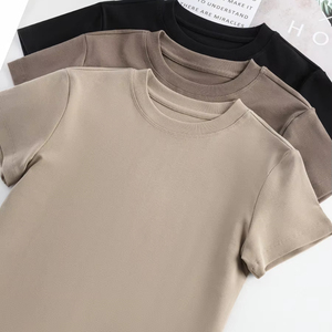 Camiseta básica de moda Y2K ajustada de verano de manga corta personalizada al por mayor para mujer y mujer - Product Image 1
