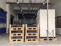 Armoire de stockage d'énergie extérieure 261 kWh, 125 kW, 832 V, refroidissement liquide, IP54, LiFePO4 BESS pour usage commercial et industriel