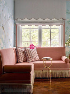 Canapé Chaise Longue Yicheng en Velours Rose Style Vintage Français avec Pompons, Idéal pour Maisons d'Hôtes Design – En Vente - Product Image 5