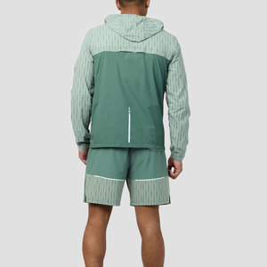 New Arrival Stylish <strong>100</strong>% Polyester Vent at Back for Breathability Jacket Adjustable Hood Zip Pockets Shorts <strong>Tracksuit</strong> - Product Image 2