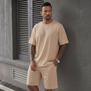 Conjunto de Punto de 2 Piezas Unisex Premium, Manga Corta, Cuello en V, Corte Holgado, Color Sólido, Atuendo Casual de Verano, Pantalones Cortos hasta la Rodilla, 95% Algodón, Estampado - Product Image 5