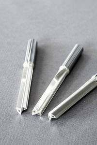 Meilleurs fournisseurs Professionnel ODM OEM Perceuse à cannelure droite à double marge de haute précision Perçage de trous précis CNC - Product Image 2