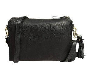 Modern Black Crossbody Bag Crafted from Premium Leather Women Stylish <b>Shoulder</b> Handbag Adjustable <b>Strap</b> Everyday Fashion - Product Image 1