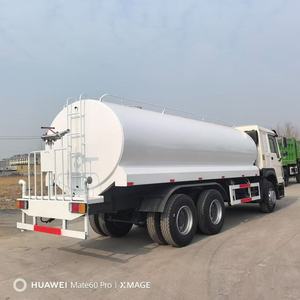 Camión Volquete Howo 371HP con Aspersor 6x4, Tanque de Agua de 25CBM, 10 Neumáticos, Camión Volquete Usado 375 NX371, Aspersor Usado Barato - Product Image 4