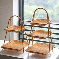 Corbeille à fruits carrée multi-niveaux de style chinois, plateau de thé de l'après-midi en faux rotin de luxe léger, support de rangement pour collations et bonbons domestiques