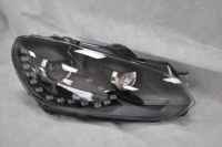 Lancement de nouveaux produits d'accessoires automobiles : phares modifiés à lumière blanche LED, feux de jour Angel Eye Tears, ensemble de phares pour VW Golf6 R20