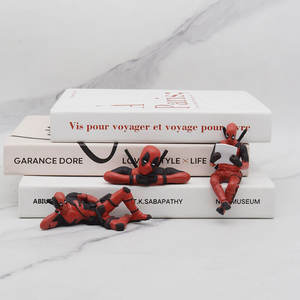 Recién llegado Deadpool modelo Anime coche Interior accesorio figurita consola central ornamento decoración Interior Kits - Product Image 5