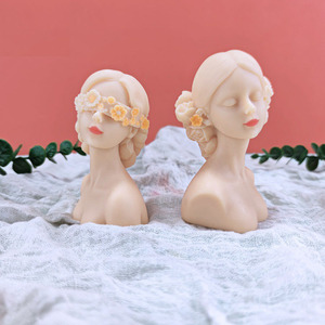 Stampi in Silicone Ecologici a Forma Umanoide Profumati alla Rosa per Sapone/Torte/Gelatine/Cioccolato Bianchi - Product Image 2