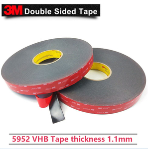 Nastro <span class=keywords><strong>Biadesivo</strong></span> Originale <span class=keywords><strong>3M</strong></span> VHB 5952, <span class=keywords><strong>Rotolo</strong></span> 1in X 36yd, Nastro VHB <span class=keywords><strong>3M</strong></span> 5952 Nero, Spessore 1,1mm per Montaggio ad Alta Resistenza - Product Image 3