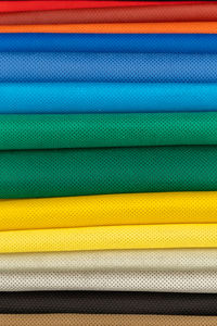 ผ้าม้วนแบบธรรมดา ผลิตจากเส้นใยโพลีโพรพิลีน (PP) ทอแบบสปันบอนด์ กันน้ำ กันรังสียูวี น้ำหนักเบา - Product Image 3