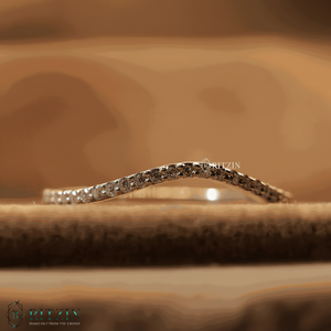 Anillo de boda de media eternidad con diamantes de corte redondo para mujer - Product Image 1