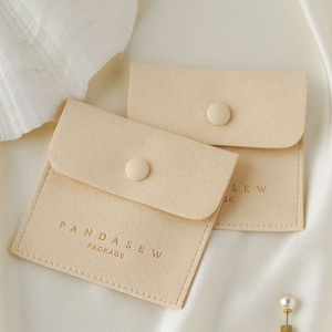 Pochette à bijoux en microfibre PandaSew, emballage cadeau pour boucles d'oreilles, collier, bague, bouton pression avec logo personnalisé - Product Image 2