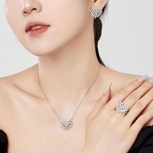 Anillos de Plata de Ley 925 con Baño de Rodio y Circonita Cúbica 5A en Forma de Corazón para Mujer, Venta al Por Mayor de Dylam Manufacturer - Product Image 2